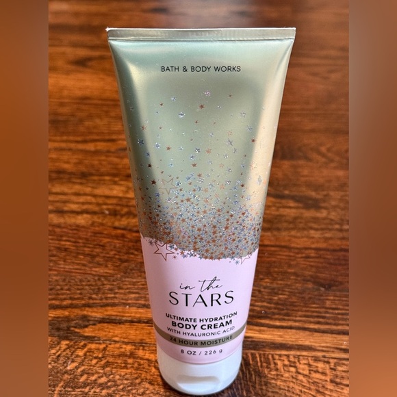 Bath & Body Works Other - Bath & Body Works In The Stars Body Cream - Green & Pink